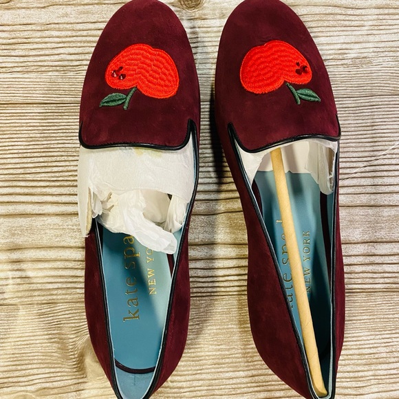 NWT* Kate Spade Apple Loafers - Picture 1 of 7